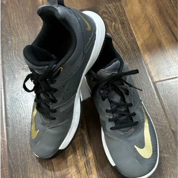 Nike Mens Fly By Low Gray
Shoes sneakers size 11 - Picture 7 of 9